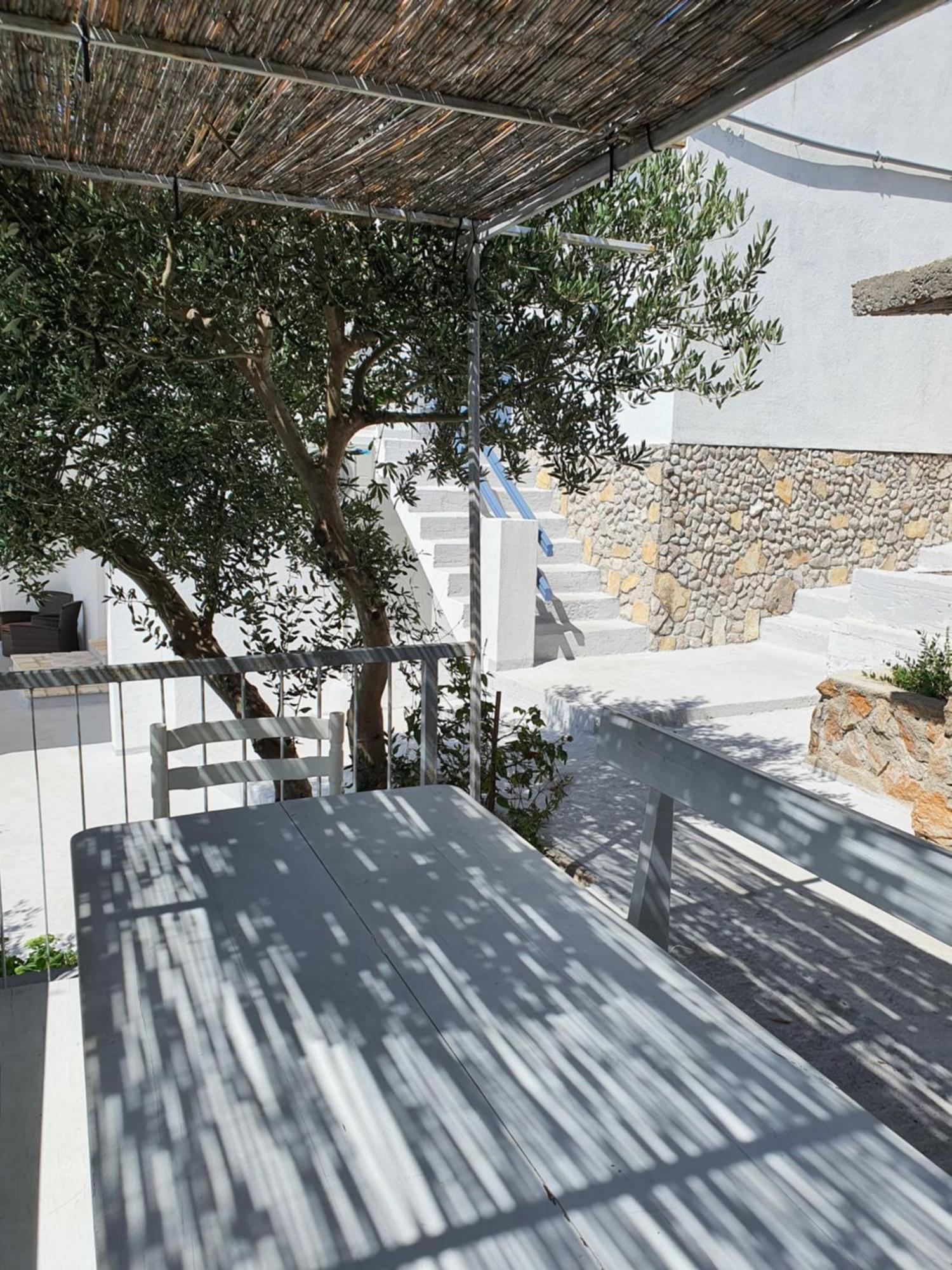 Apartamento Kuca Za Odmor Seahouse Karlobag Exterior foto